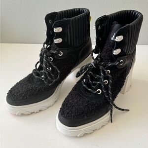NEW! Sorel Brex Heel Cozy Lace Boots